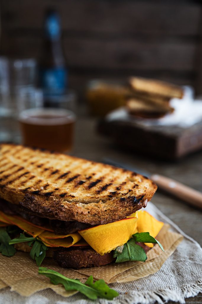 Roastbeef Sandwich mit Mango Chutney | Seelenschmeichelei Roastbeef Sandwich mit Mango Chutney | Seelenschmeichelei
