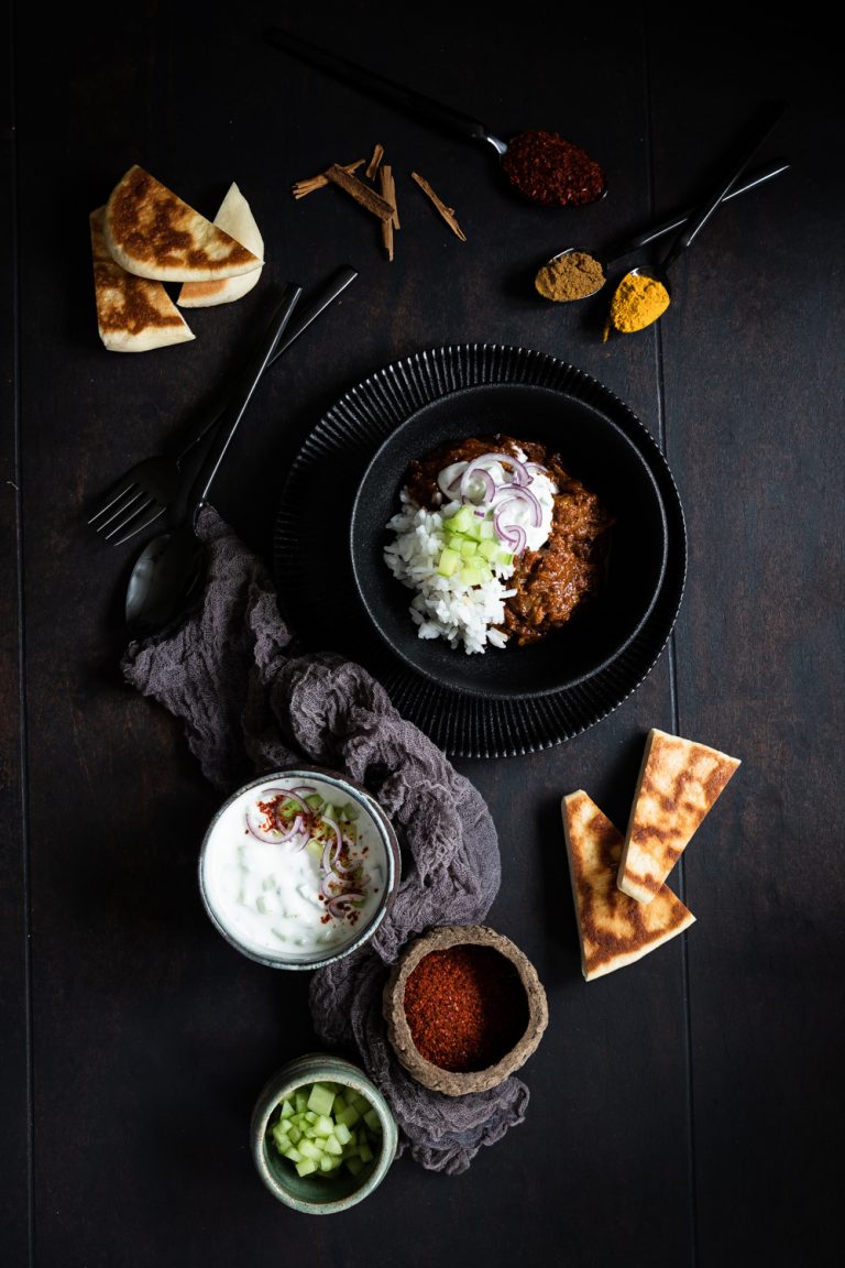 { Rogan Josh } Indisches Lammcurry mit Raita &amp; Naan | Seelenschmeichelei
